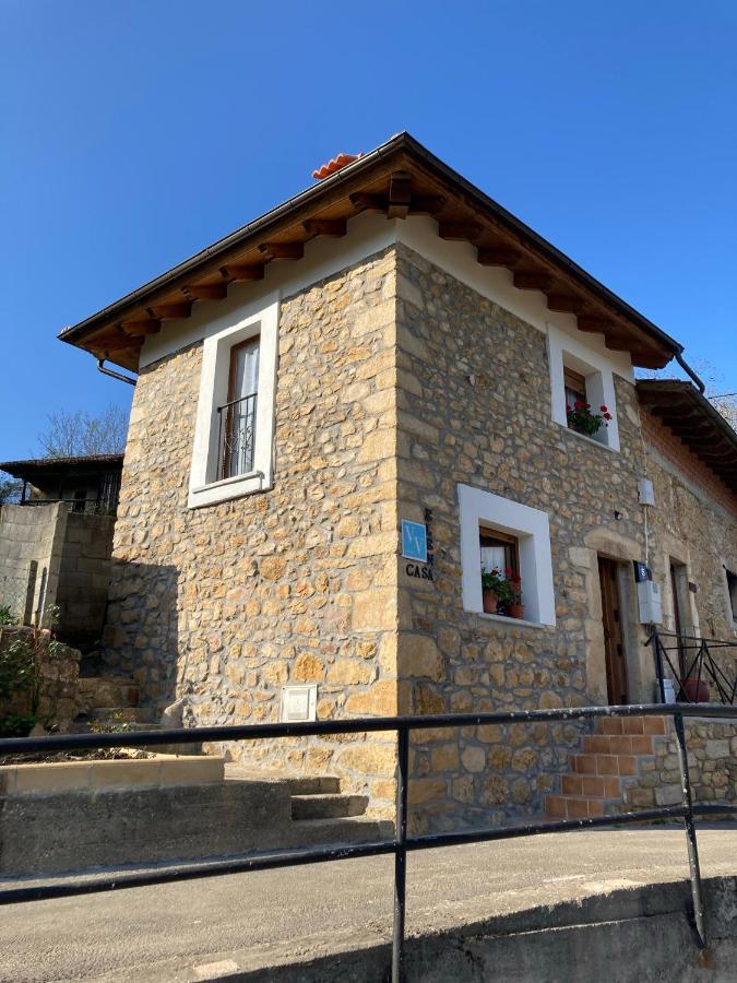 Casa Elena Cangas De Onis Con Wifi Y Parking Gratuito ภายนอก รูปภาพ