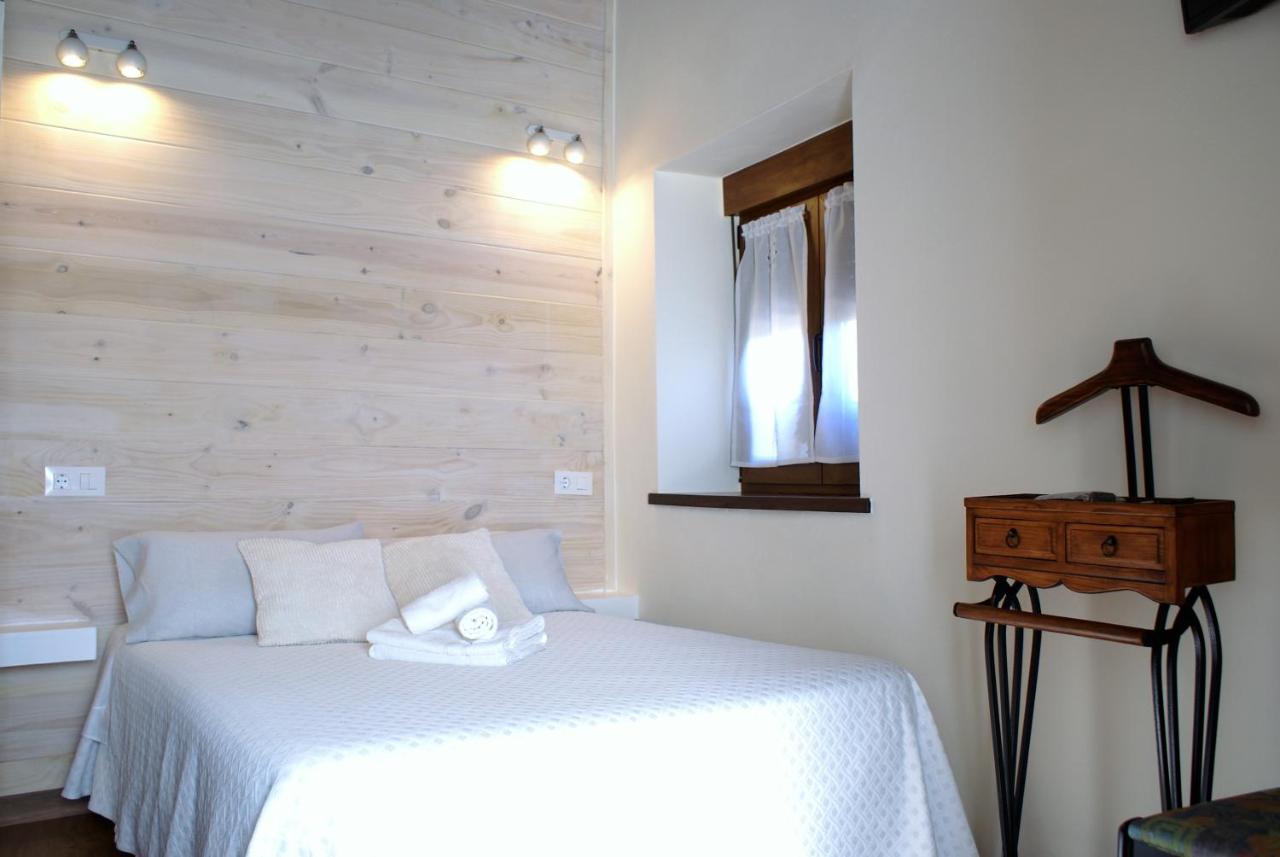 Casa Elena Cangas De Onis Con Wifi Y Parking Gratuito ภายนอก รูปภาพ