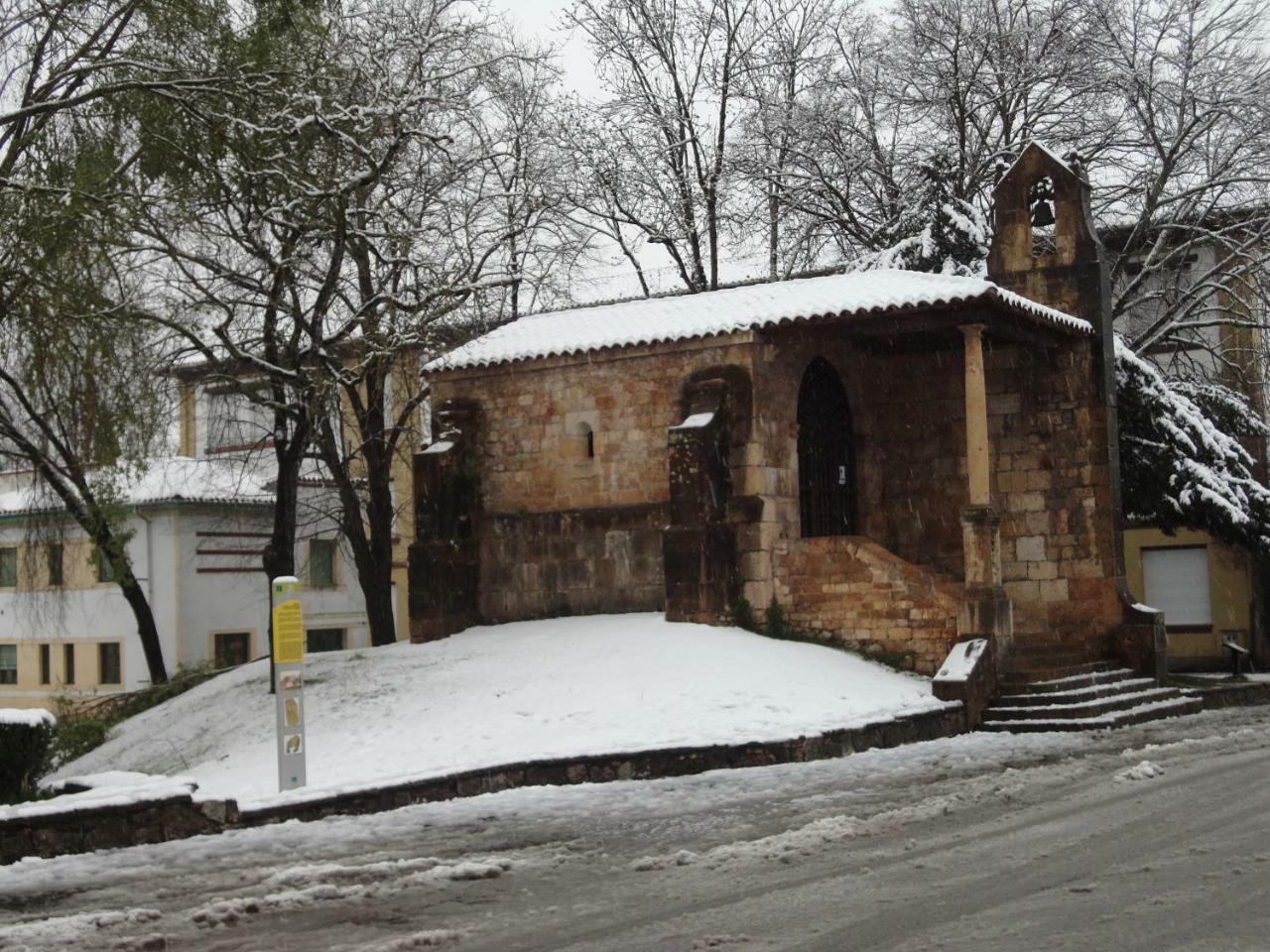 Casa Elena Cangas De Onis Con Wifi Y Parking Gratuito ภายนอก รูปภาพ